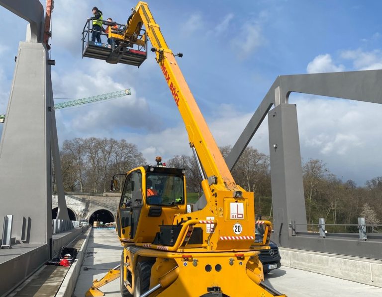 MOBOTIX Professional Services